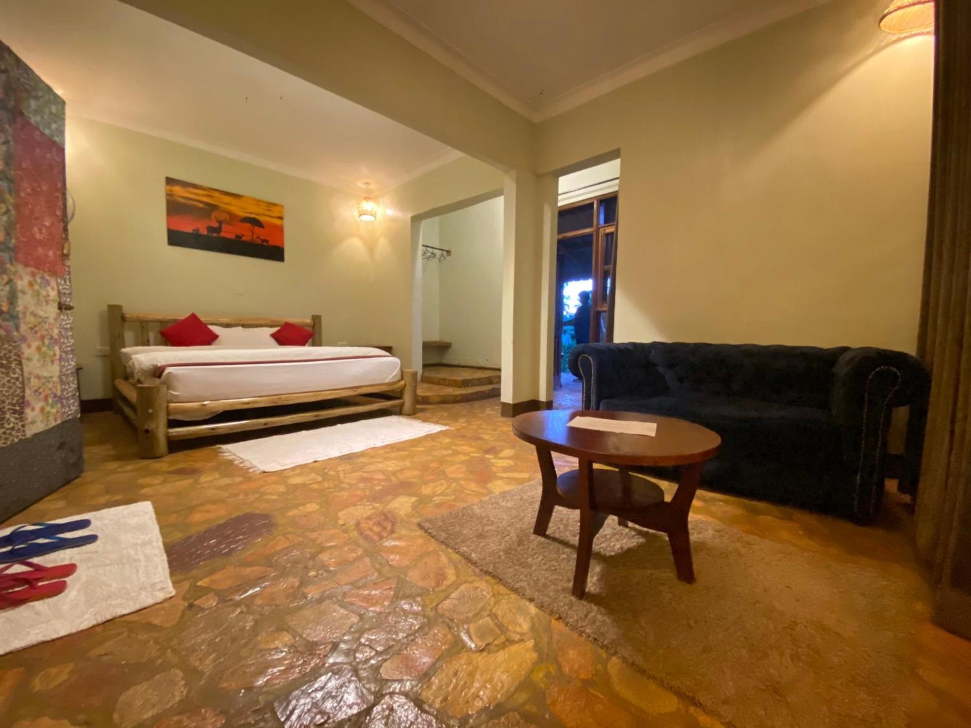 Afro Smile Hotel & Guest House Jinja Exterior foto